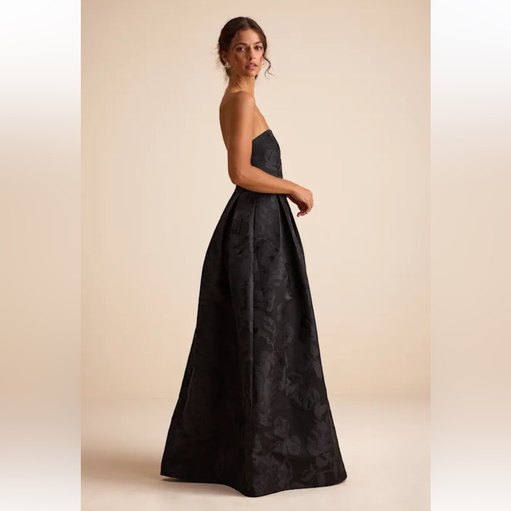 Laurelin Black Floral Jacquard Pleated Strapless Maxi Dress - Picture 2 of 4